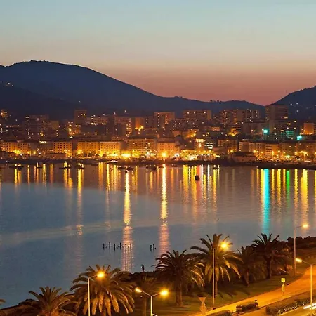 Sous Les étoiles, Centre Historique, Ajaccio Ajaccio (Corsica)